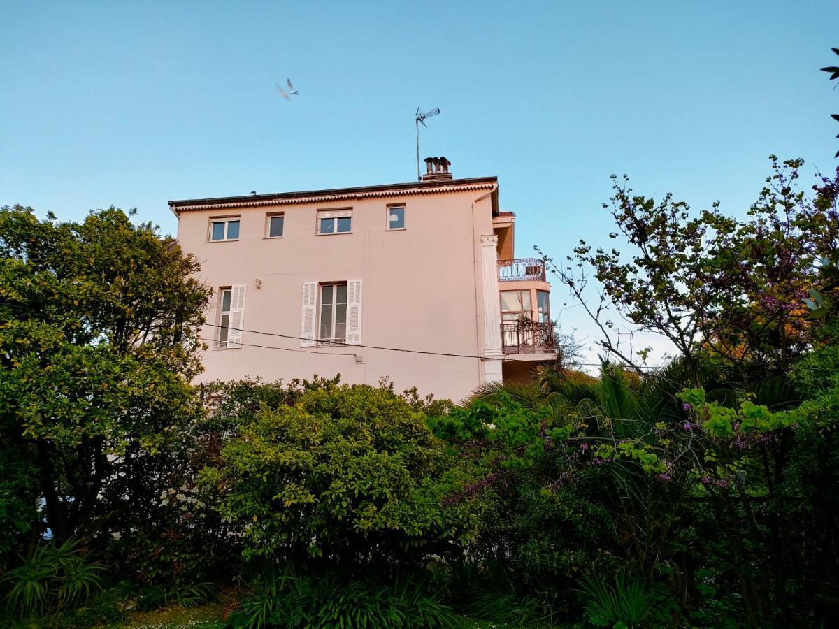 3 Rooms, 2 Bathrooms, In A Villa. Lightfull, Quiet And Charm Cannes Exterior photo